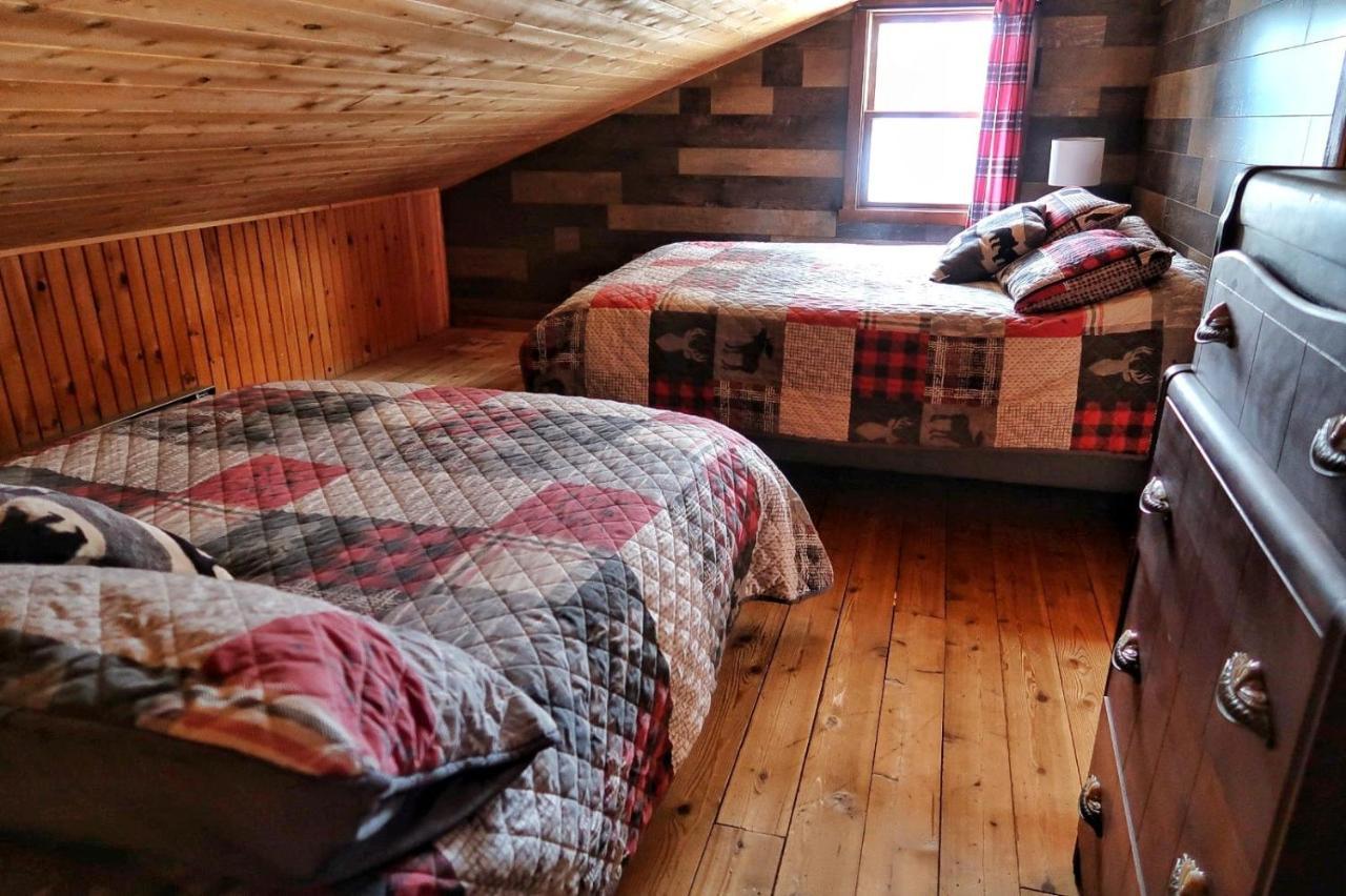 Cozy Log Cottage La Minerve Bagian luar foto